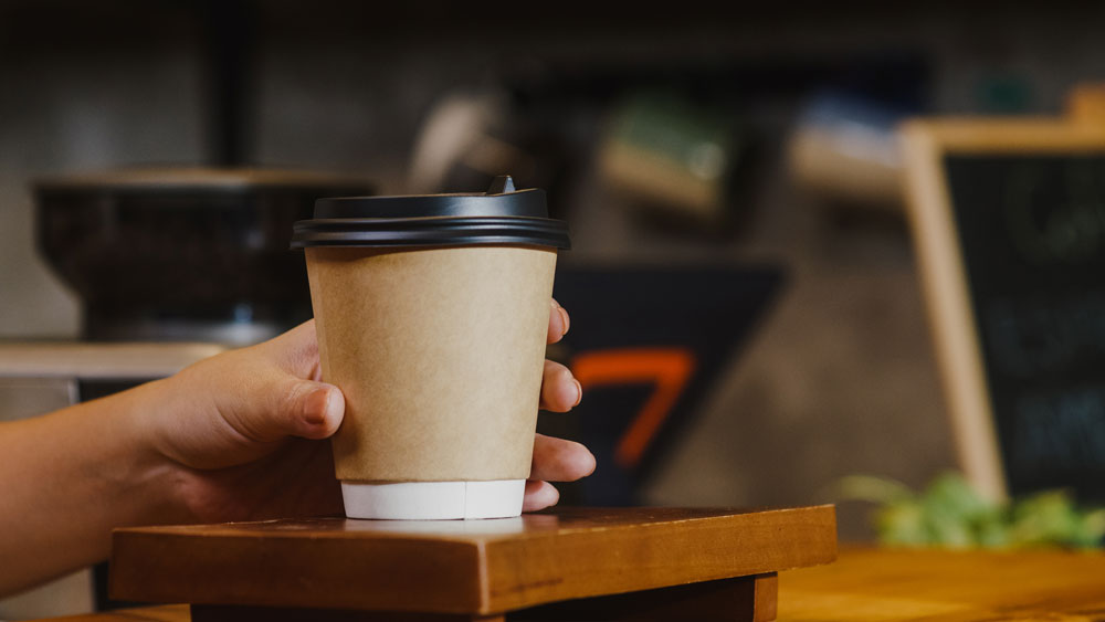 Pahare din carton pentru cafea